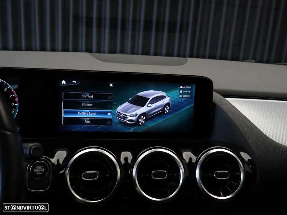 Mercedes-Benz GLA 250 e 8G-DCT Style - 25