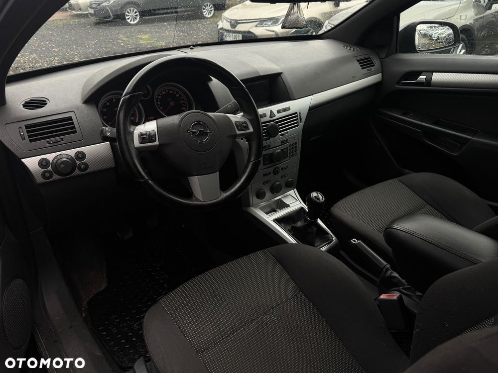 Opel Astra 1.6 Sport - 10