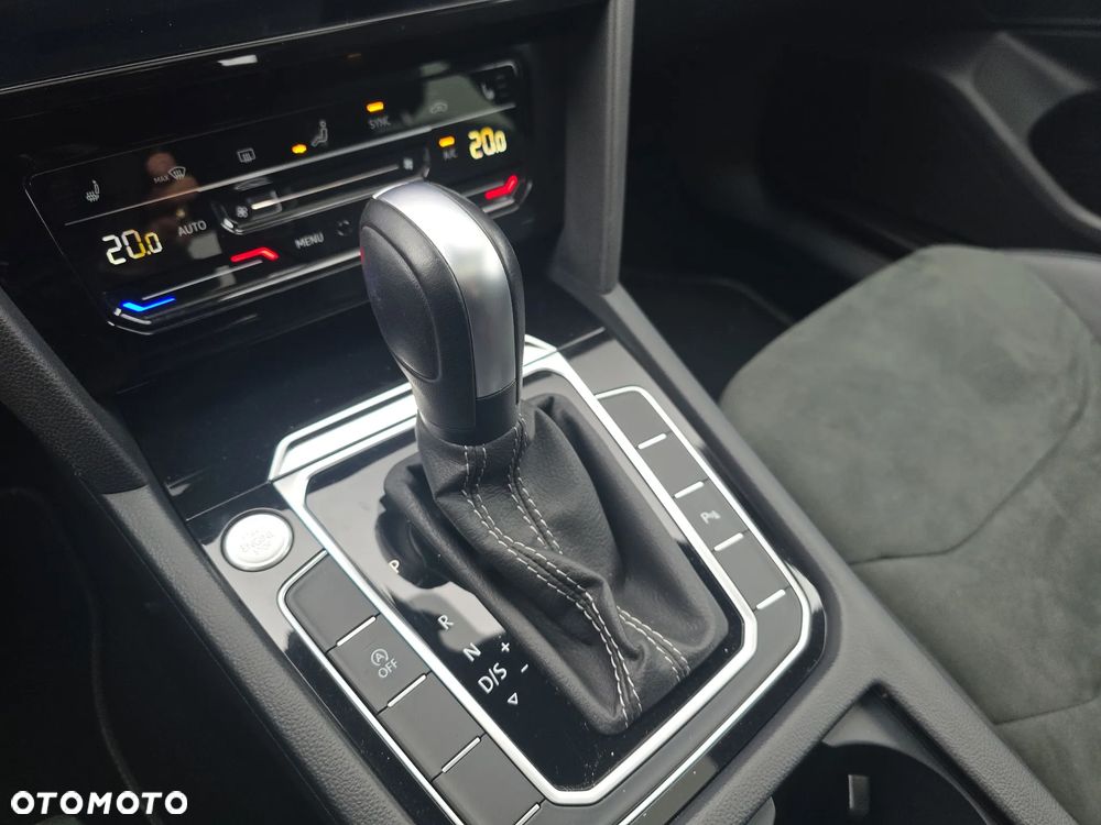 Volkswagen Arteon 2.0 TSI R-Line DSG - 26