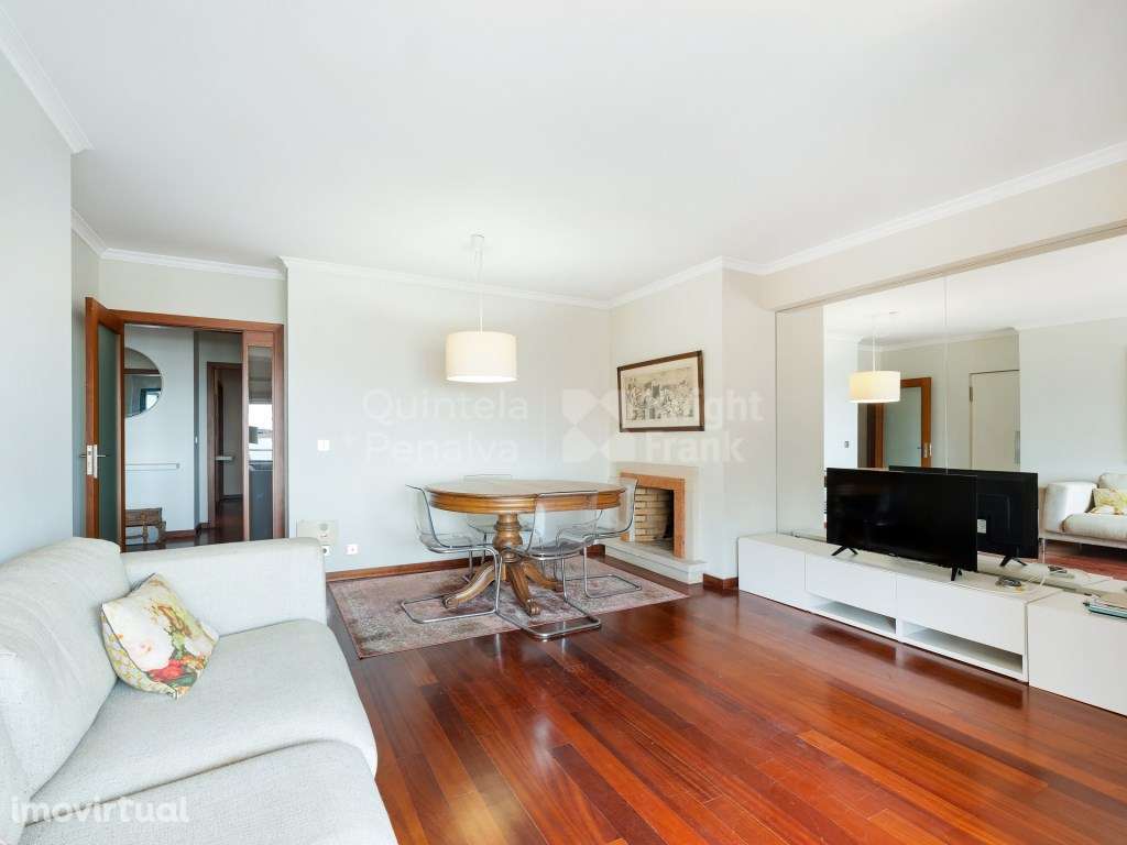Apartamento T2 para arrendamento mobilado no Porto - Grande imagem: 2/23