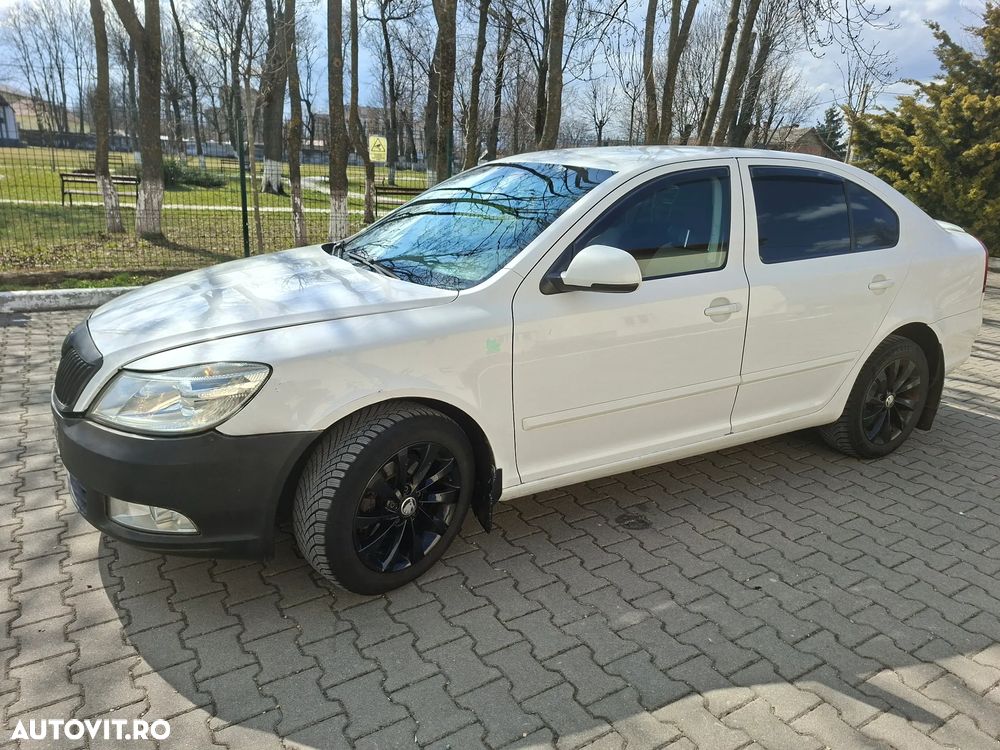 Skoda Octavia 1.6 TDI DPF Elegance Green tec - 37