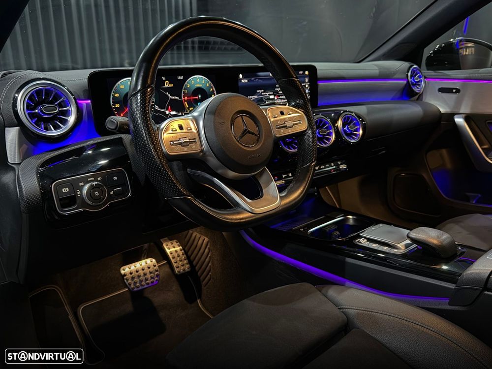 Mercedes-Benz A 250 Limousine e 8G-DCT AMG Line - 15
