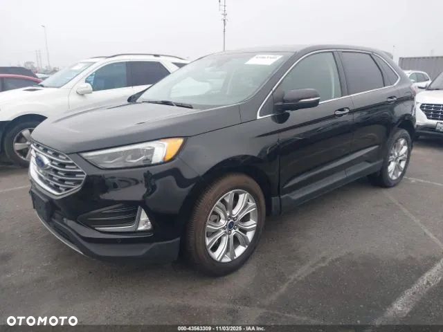 Ford Edge - 2