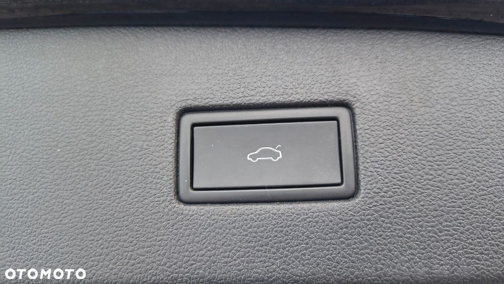 Volkswagen Tiguan Allspace - 13