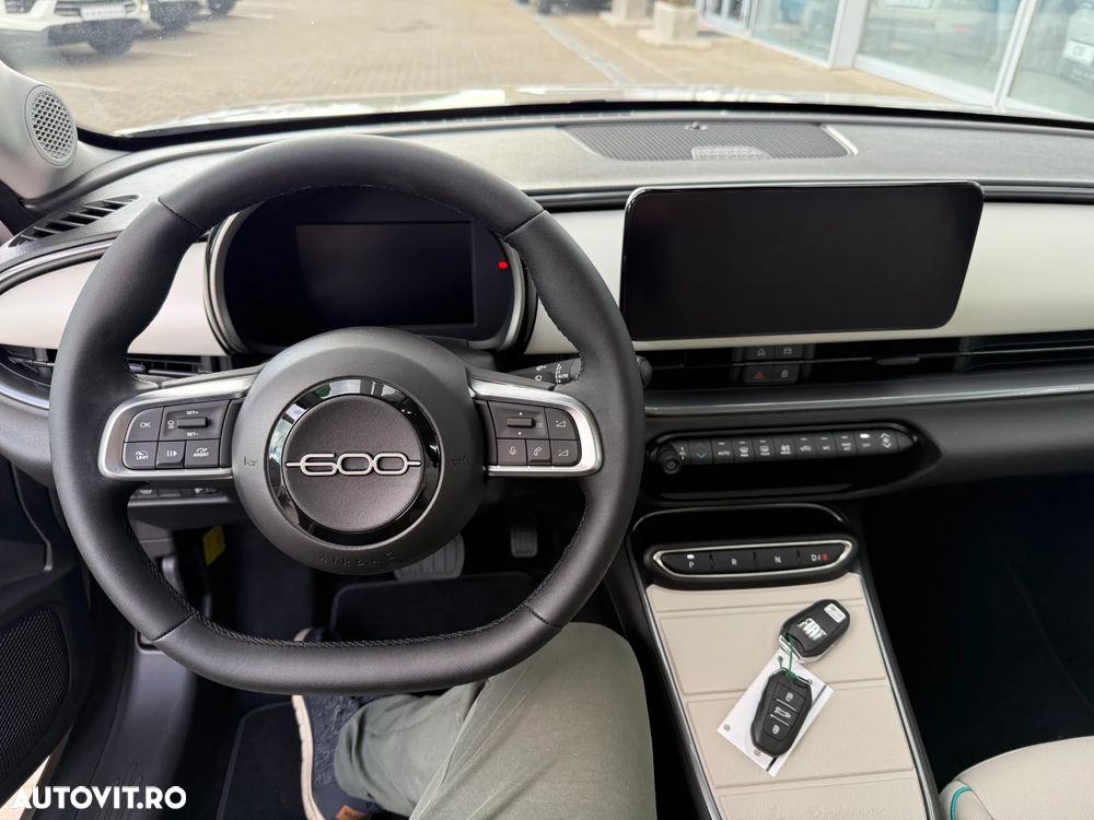 Fiat 600 BEV 54 kWh La Prima - 27