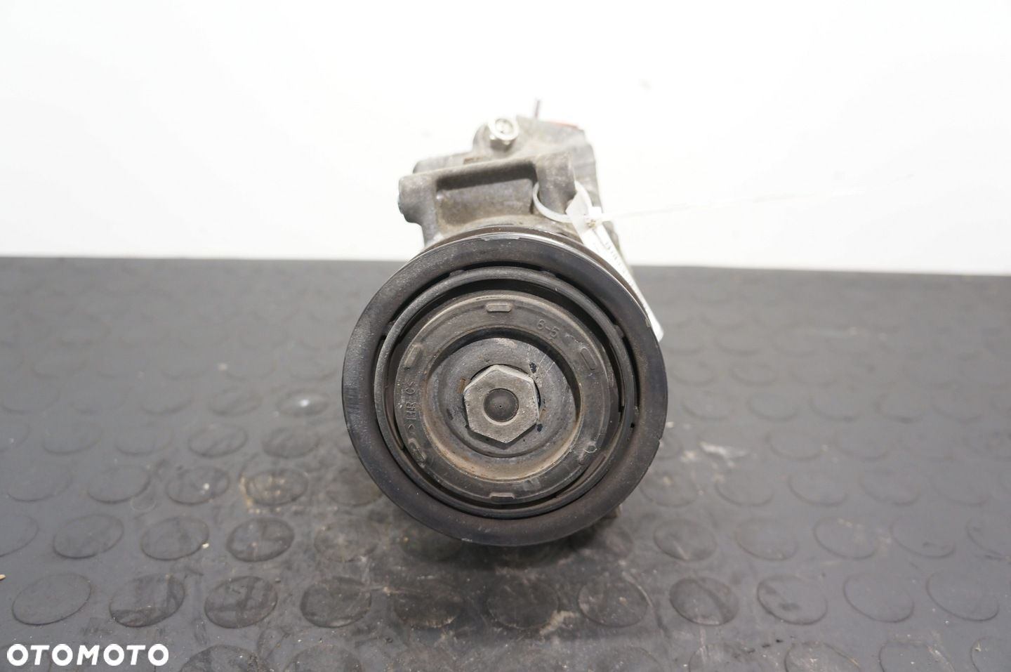 SPRĘŻARKA KLIMATYZACJI VW GOLF VI A3 LEON 1,6 1.9 2.0TDI 5N0820803F - 4