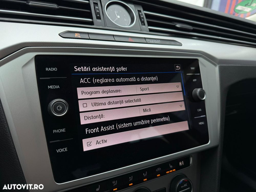 Volkswagen Passat 2.0 TDI DSG Comfortline - 16