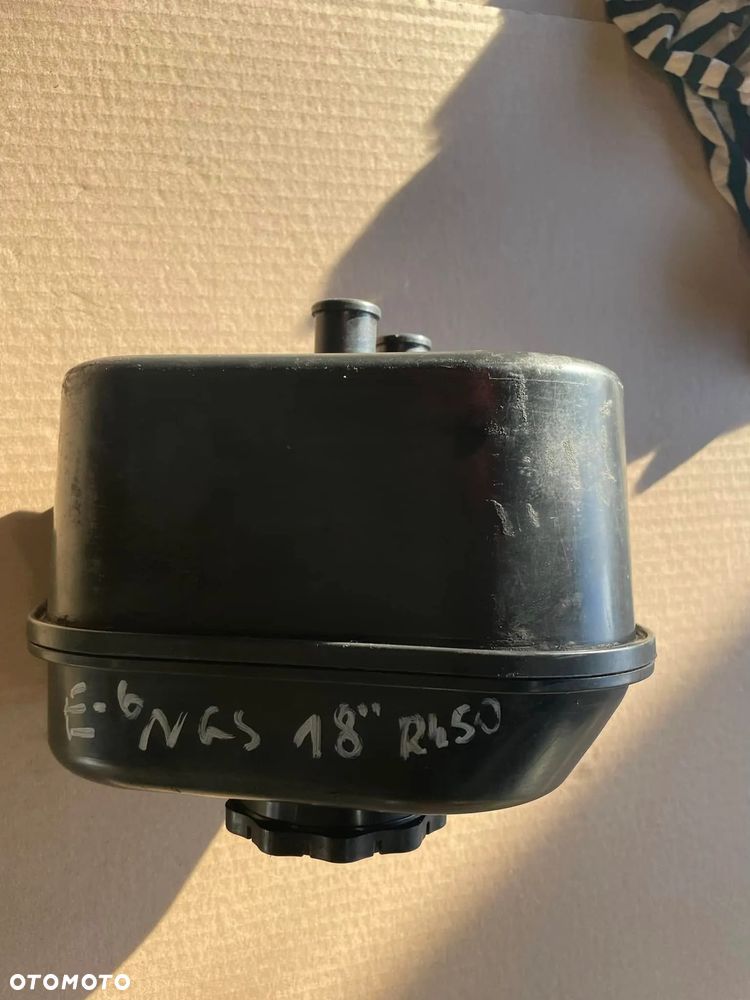 Scania NGS Zbiorniczek Płynu Wspomagania - 4