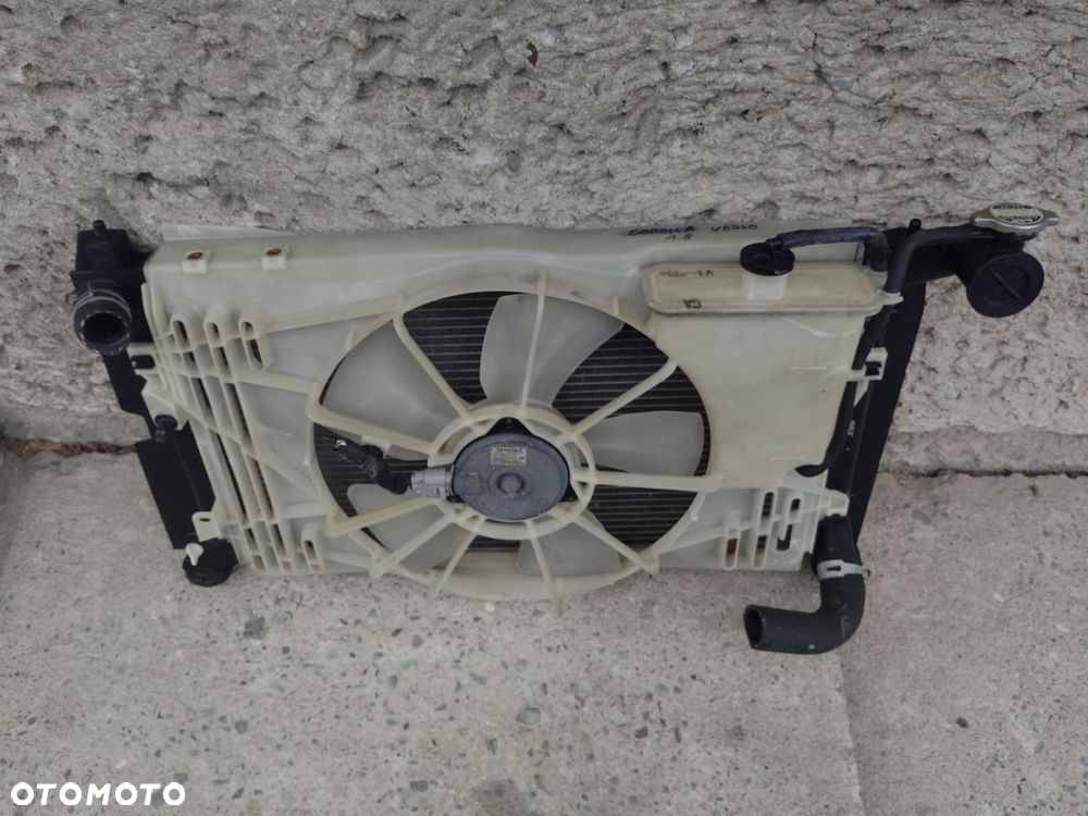 CHŁODNICA WODY 1.4 1.6 1.8 VVTI TOYOTA COROLLA E12 VERSO - 3