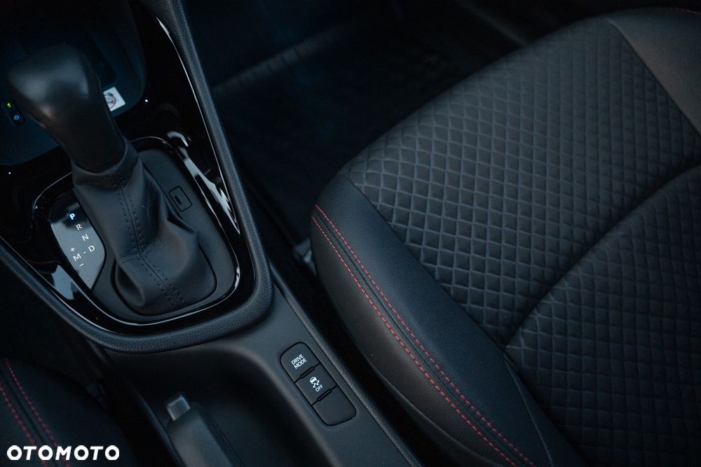 Toyota Yaris 1.5 Premiere Edition CVT - 13