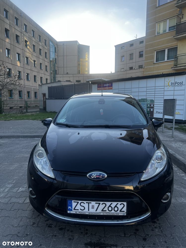 Ford Fiesta - 2