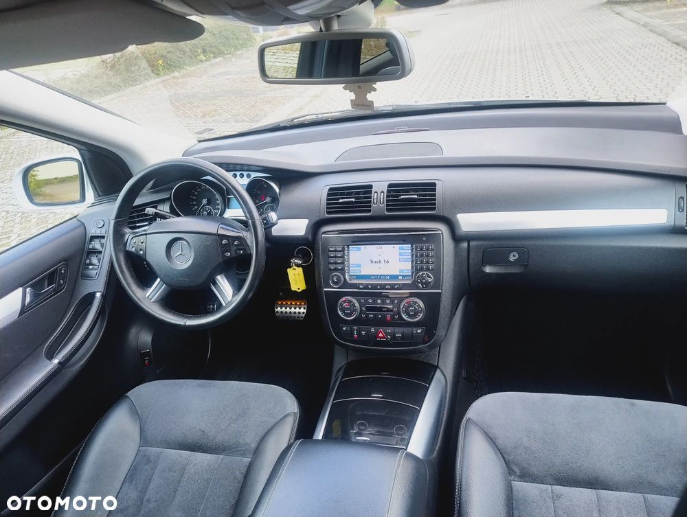 Mercedes-Benz Klasa R 500 4Matic 7G-TRONIC - 19