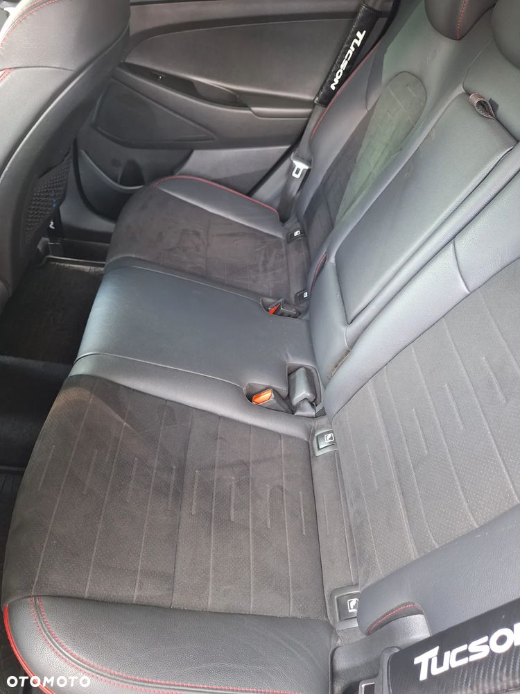 Hyundai Tucson - 8