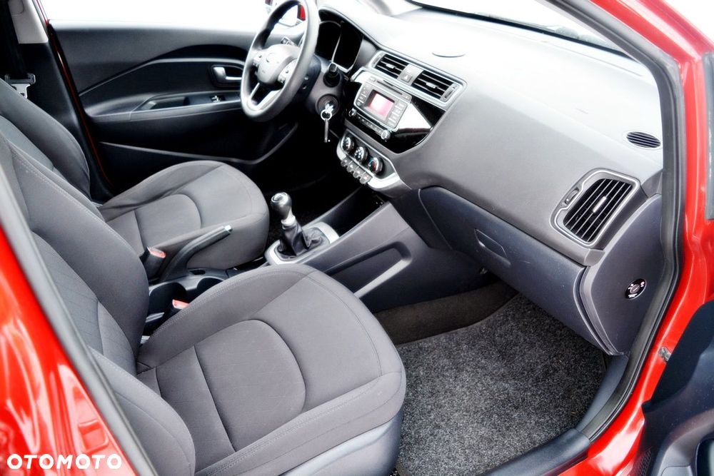 Kia Rio 1.2 Edition 7 - 11