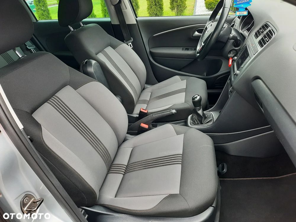 Volkswagen Polo 1.2 TSI Blue Motion Technology Allstar - 13