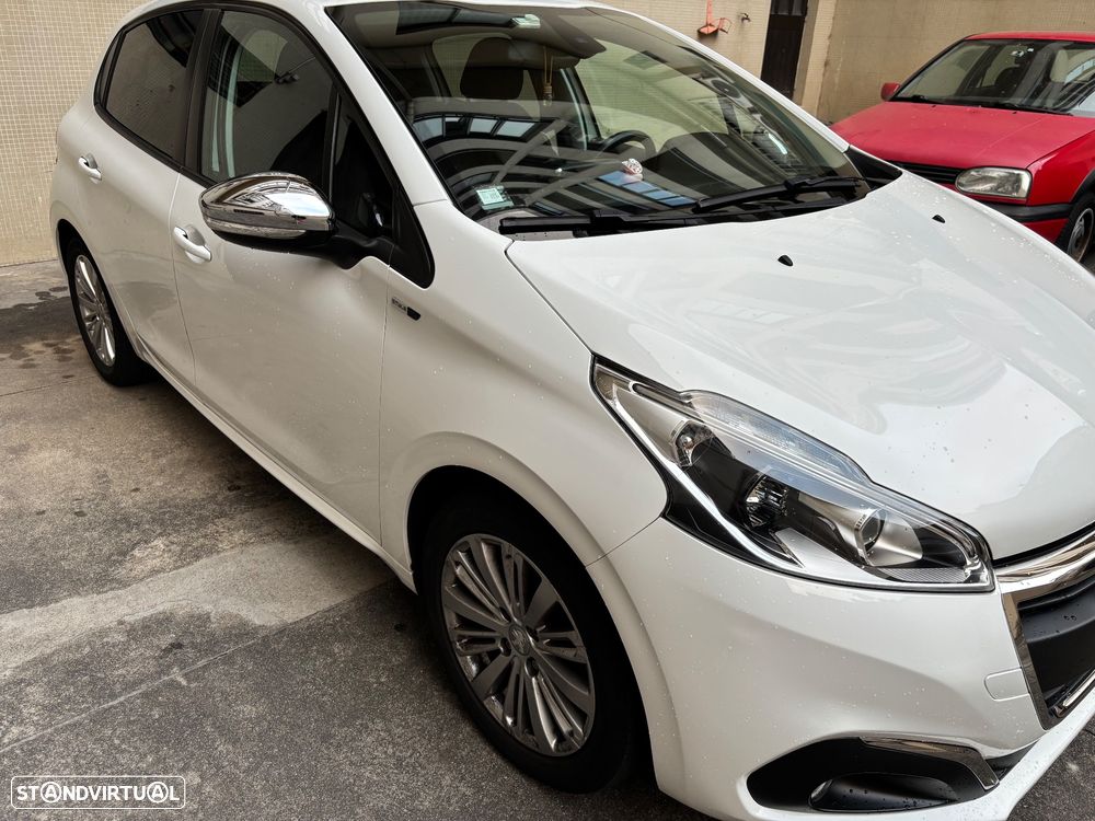 Peugeot 208 1.2 PureTech Style - 6