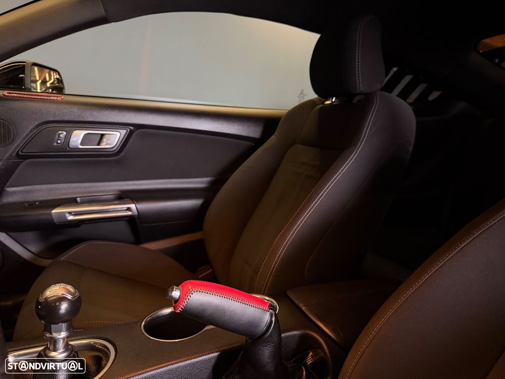 Ford Mustang 2.3i EcoBoost - 10
