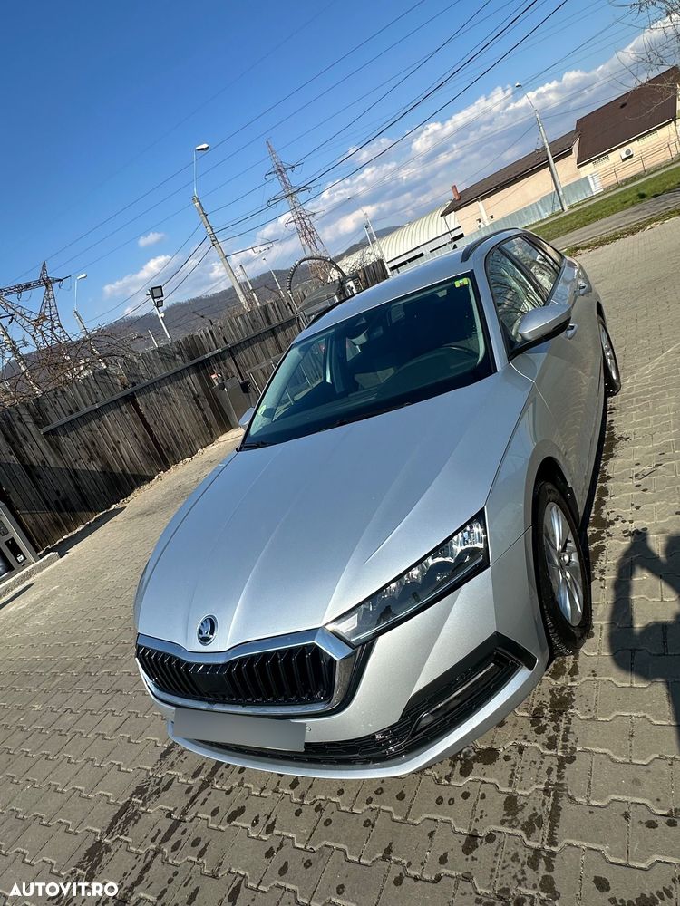 Skoda Octavia - 2