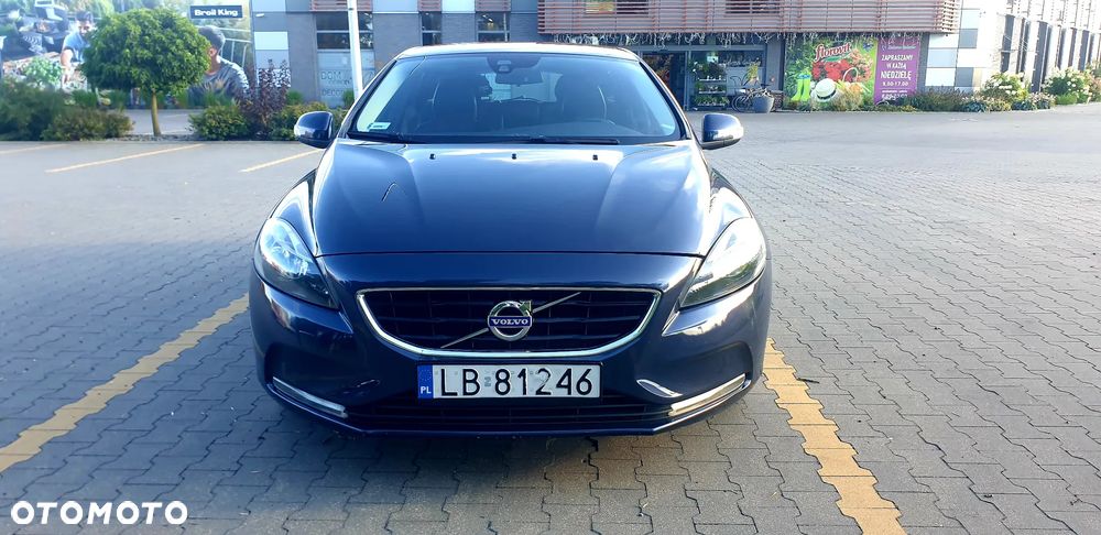 Volvo V40 D2 Momentum - 3