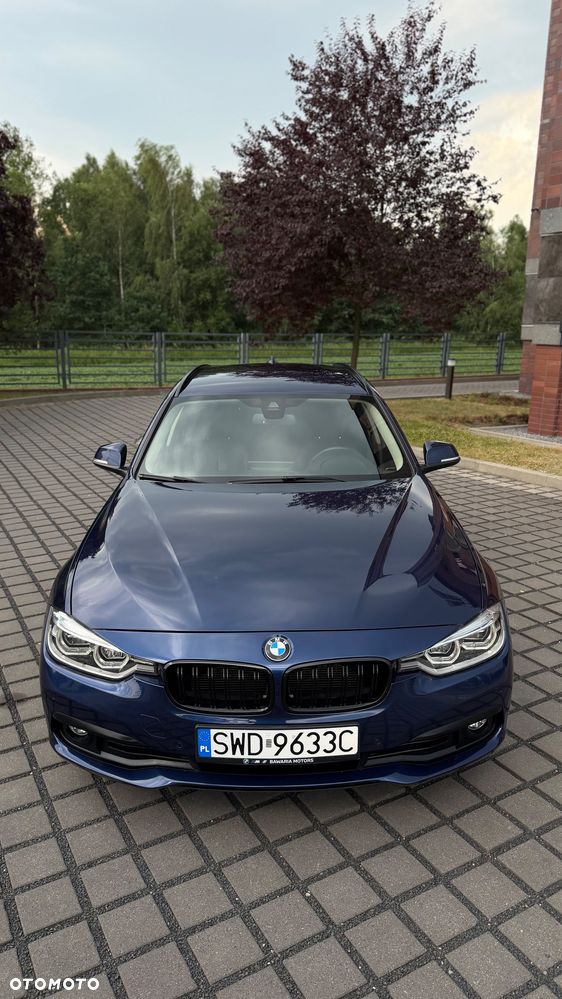 BMW Seria 3 320d Edition Luxury Line Purity - 5