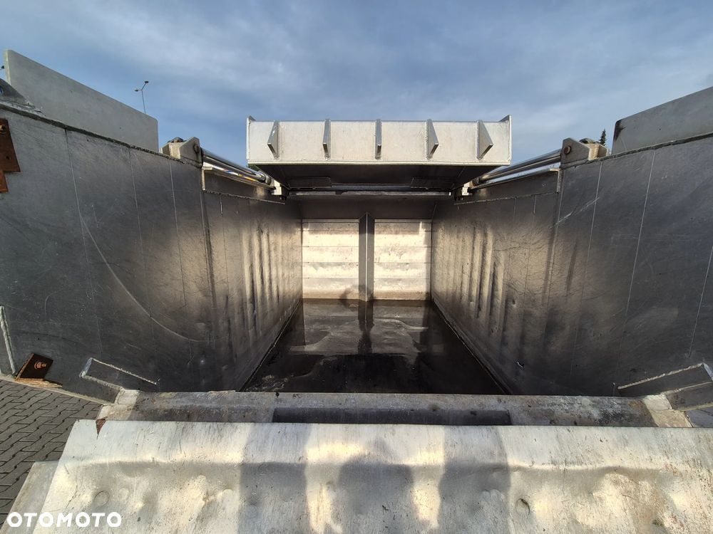 Mitsubishi FUSO Canter 5S13 EURO 5 +EEV / ŚMIECIARKA / ZGNIATARKA / 1 WŁ. / NISKI PRZEBIEG / SUPER STAN / SERWISOWANY / BEZWYPADKOWY - 12