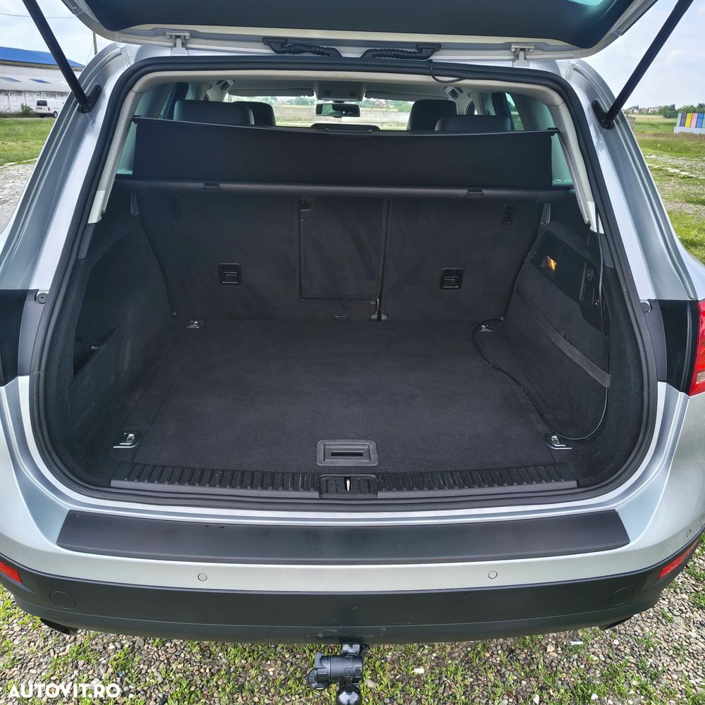 Volkswagen Touareg - 5