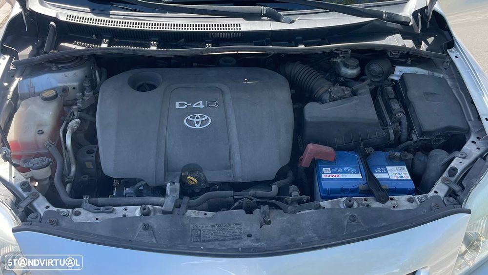 Toyota Corolla 1.4 D-4D Sol MMT - 19