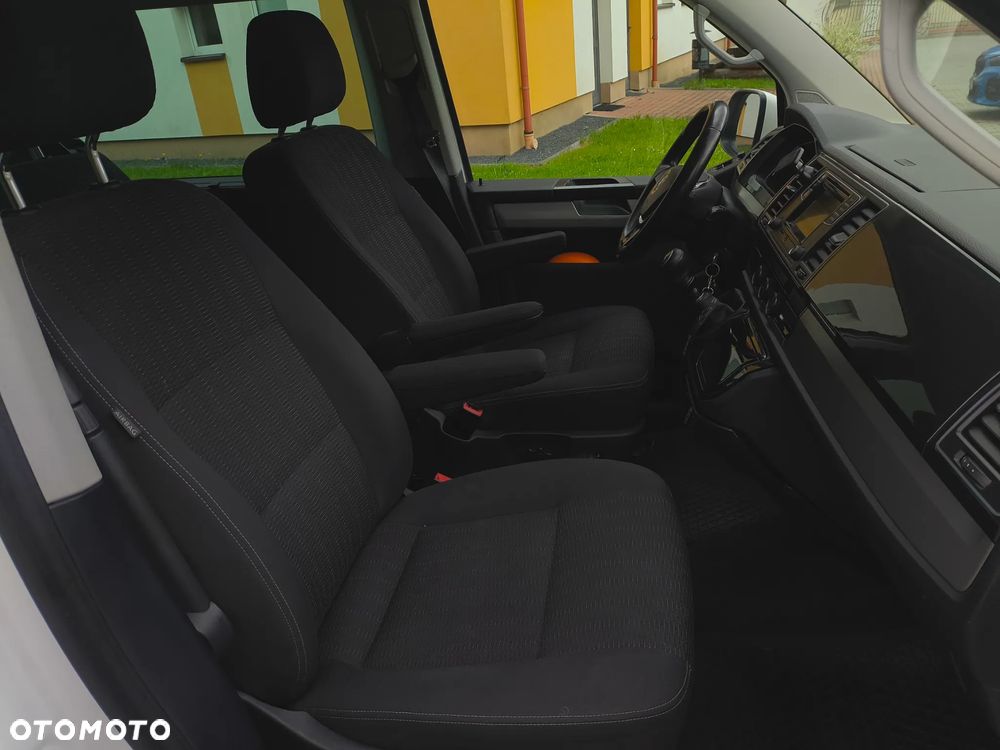 Volkswagen Multivan 2.0 TDI L1 Comfortline 4Motion - 21