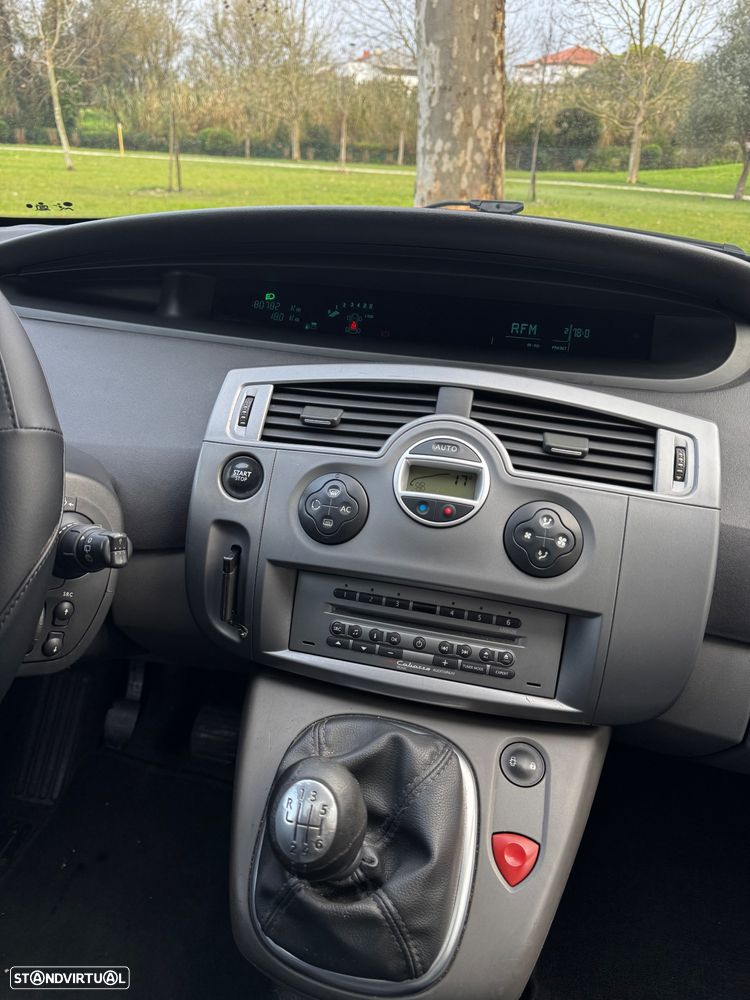 Renault Scénic 1.5 dCi Dynamique S - 17