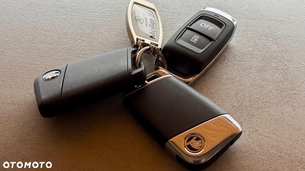 Skoda Superb III Kombi 19 - 20