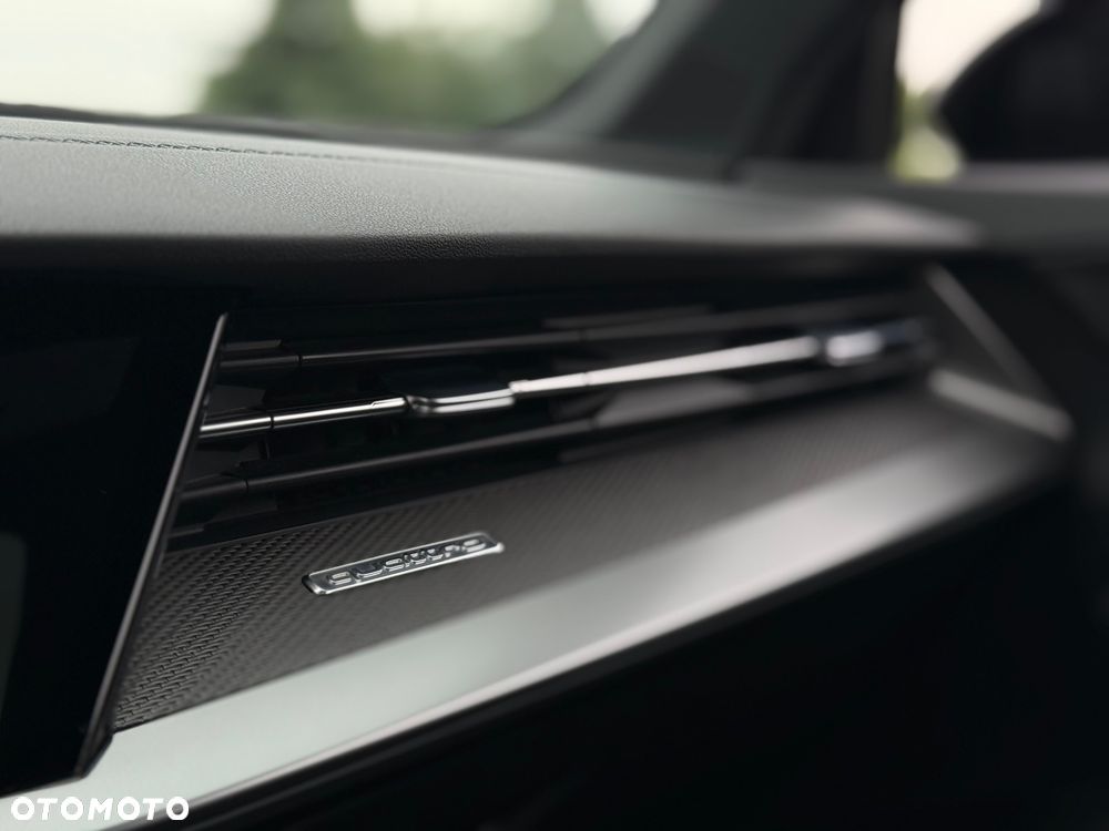 Audi S3 S tronic - 32