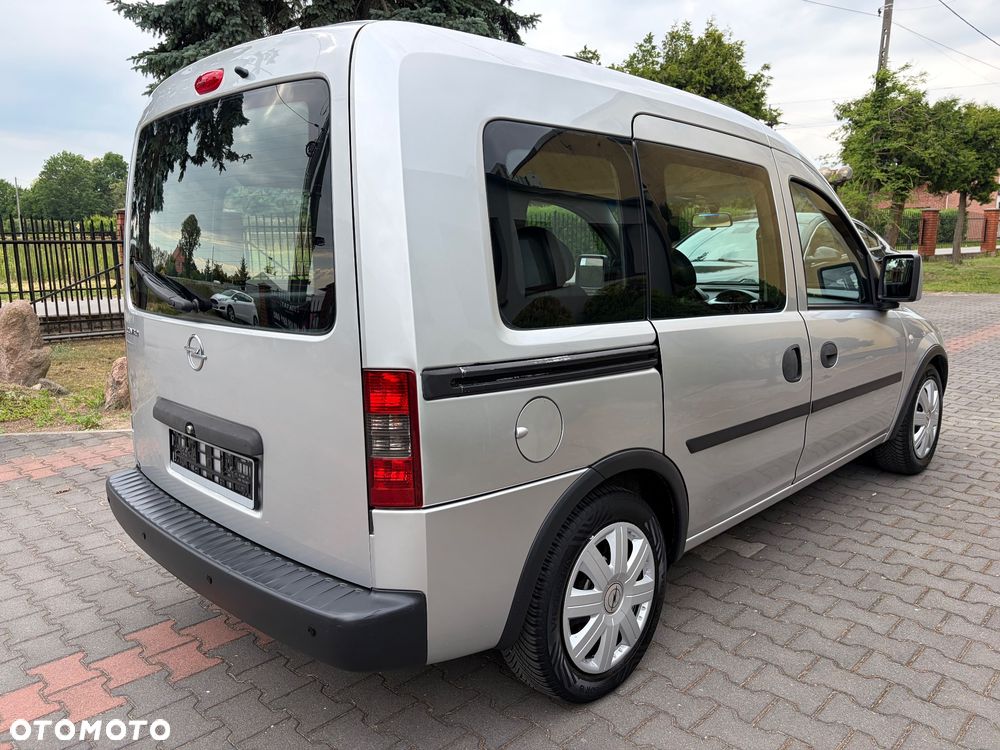 Opel Combo Tour Color Edition - 14