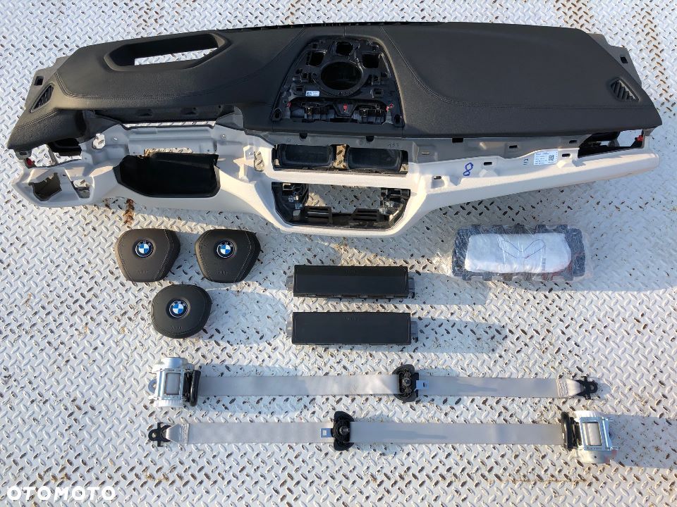 BMW 5 6 G30 G31 G32 DESKA KONSOLA KOKPIT PULPIT PÓŁKA PARAPET PODUSZKI AIRBAG AIR BAG PASY USA KANADA