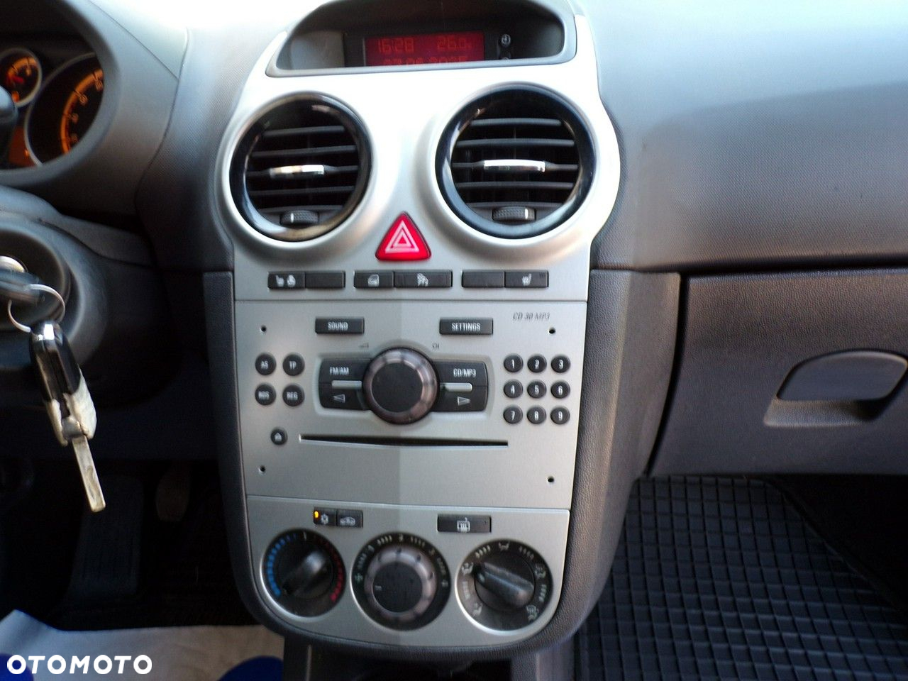 Opel Corsa 1.2 16V EcoFLEX Start-Stop 150 Jahre - 24