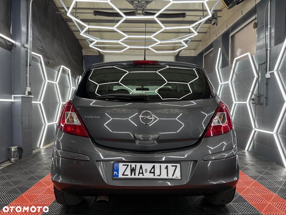 Opel Corsa 1.4 16V Innovation - 8