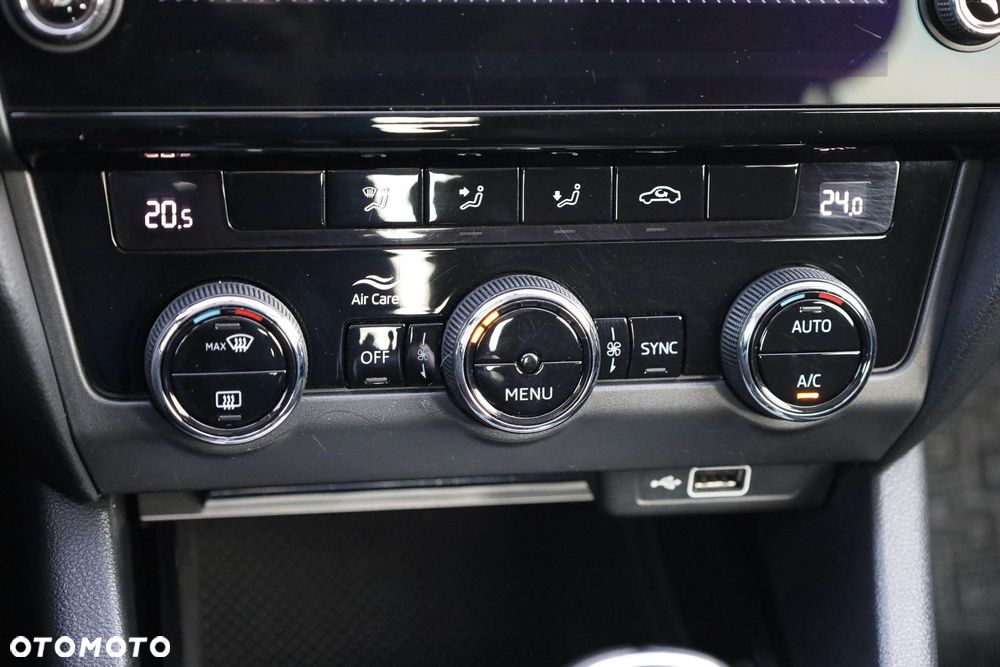 Skoda Octavia 1.5 TSI ACT Ambition - 26