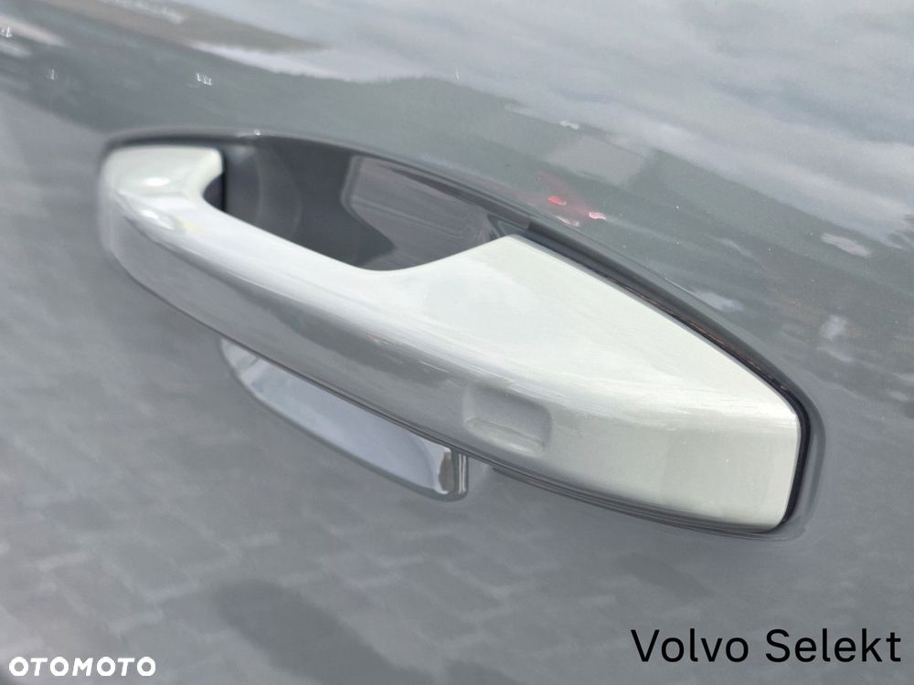 Volvo XC 40 - 33