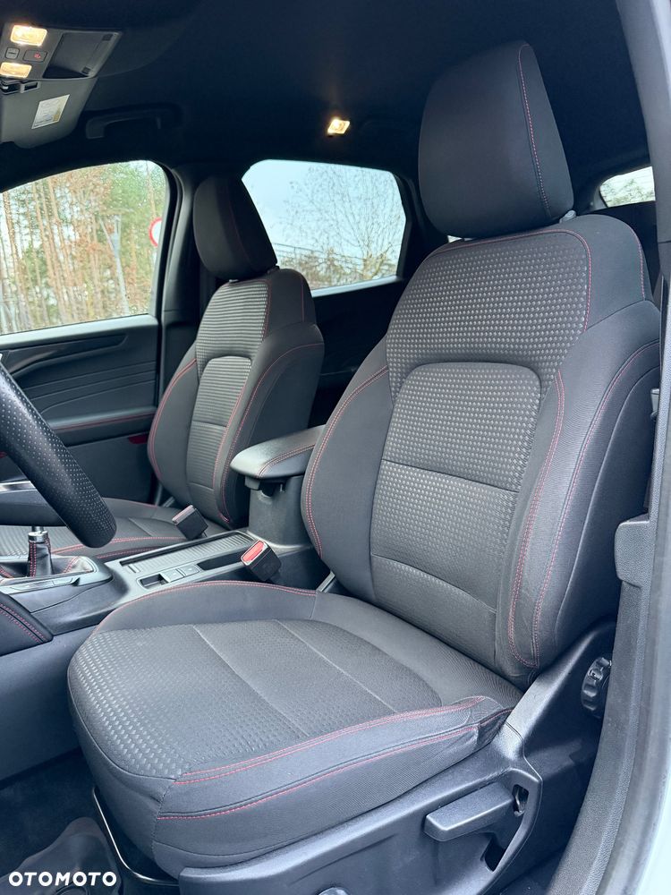 Ford Kuga 2.0 EcoBlue Hybrid ST-LINE - 24