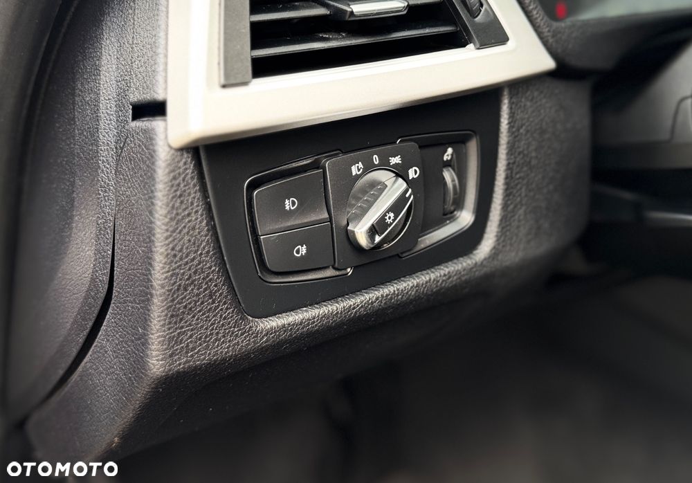 BMW Seria 3 - 25