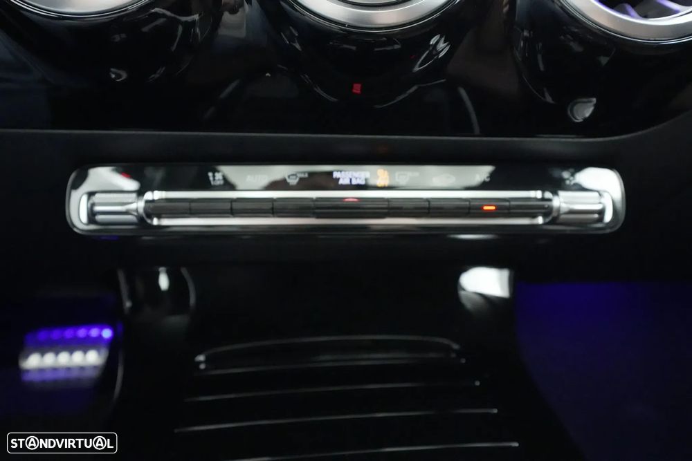 Mercedes-Benz A 180 d AMG Line Aut. - 23