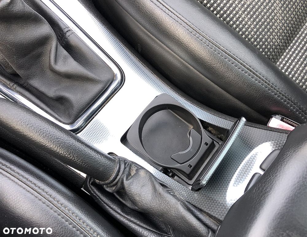 Peugeot 407 2.0 HDI Platinum - 21