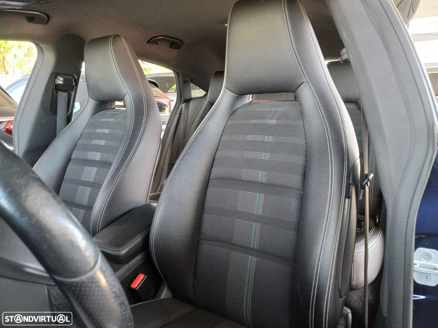 Mercedes-Benz CLA 180 - 16
