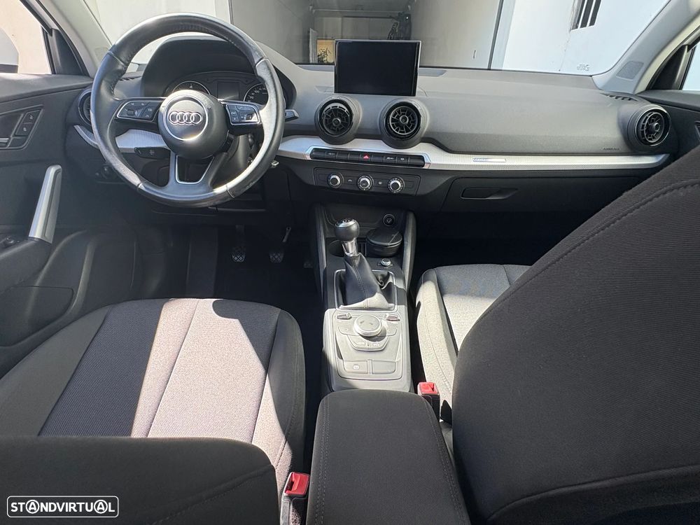 Audi Q2 1.6 TDI Design - 23