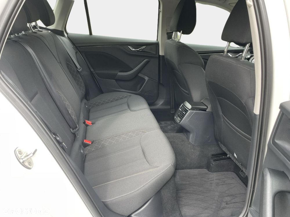 Skoda Kamiq 1.0 TSI Ambition - 10