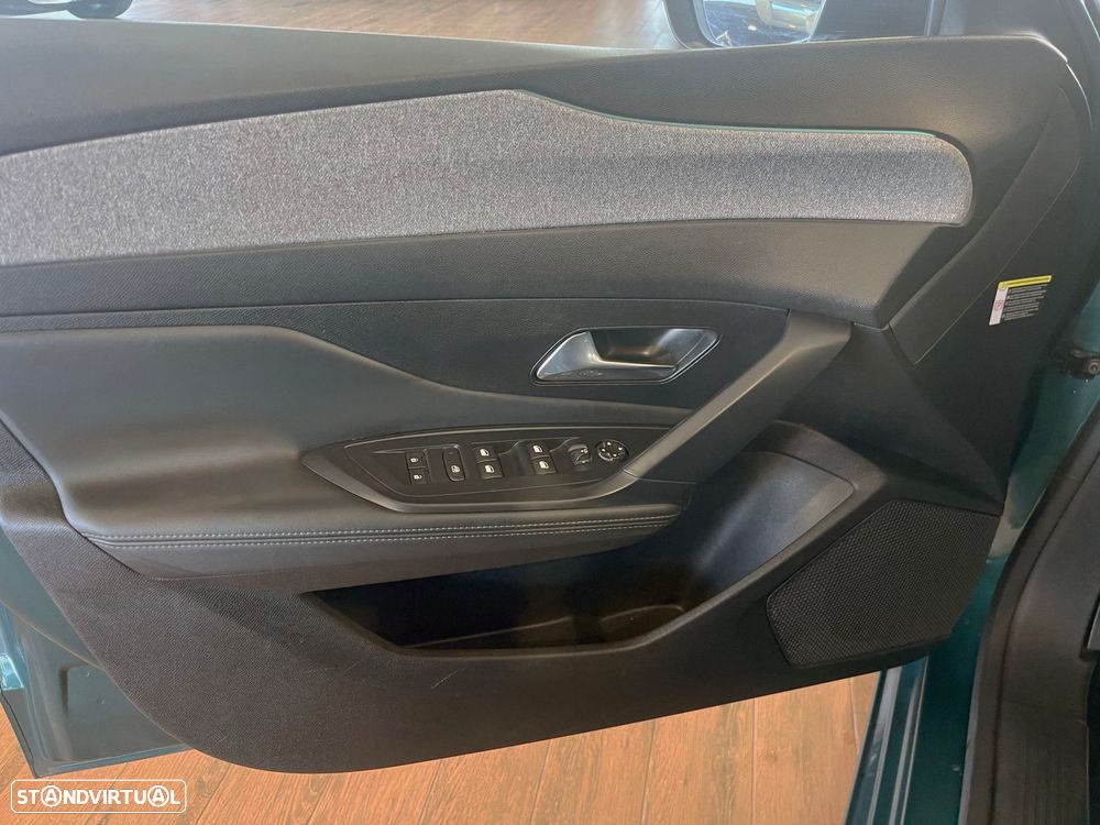 Peugeot 308 SW 1.2 PureTech Allure Pack - 22