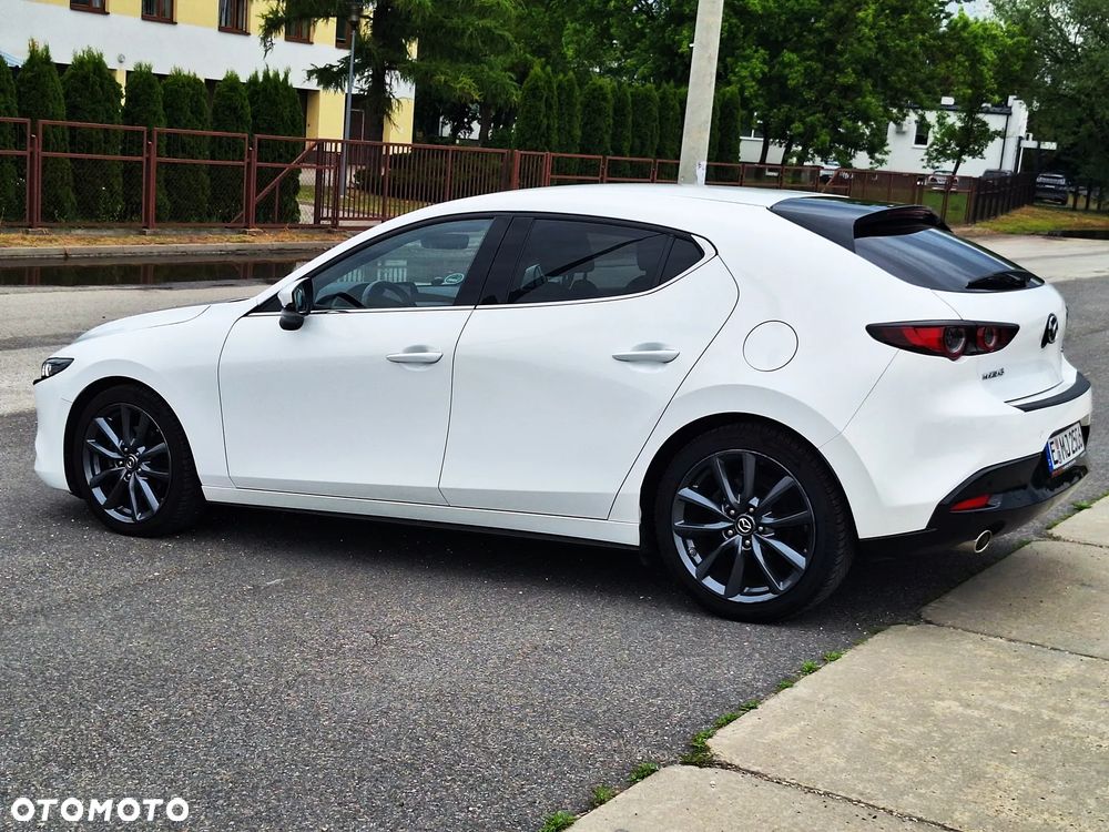 Mazda 3 SKYACTIV-G 2.0 M-Hybrid SELECTION - 18