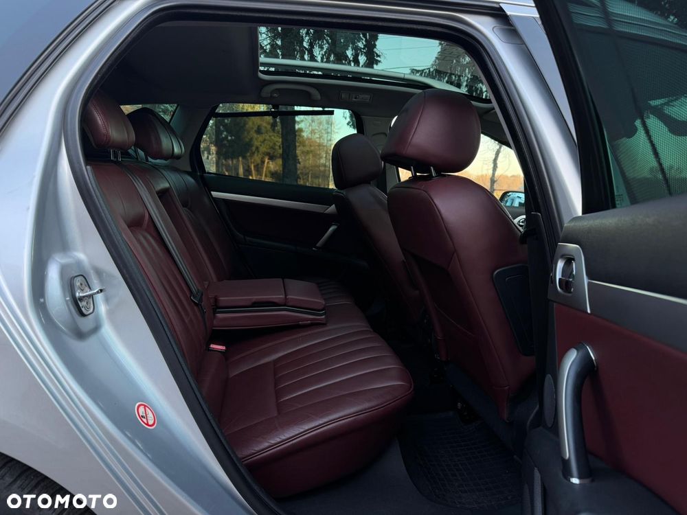 Peugeot 407 2.7 HDI Sport - 8