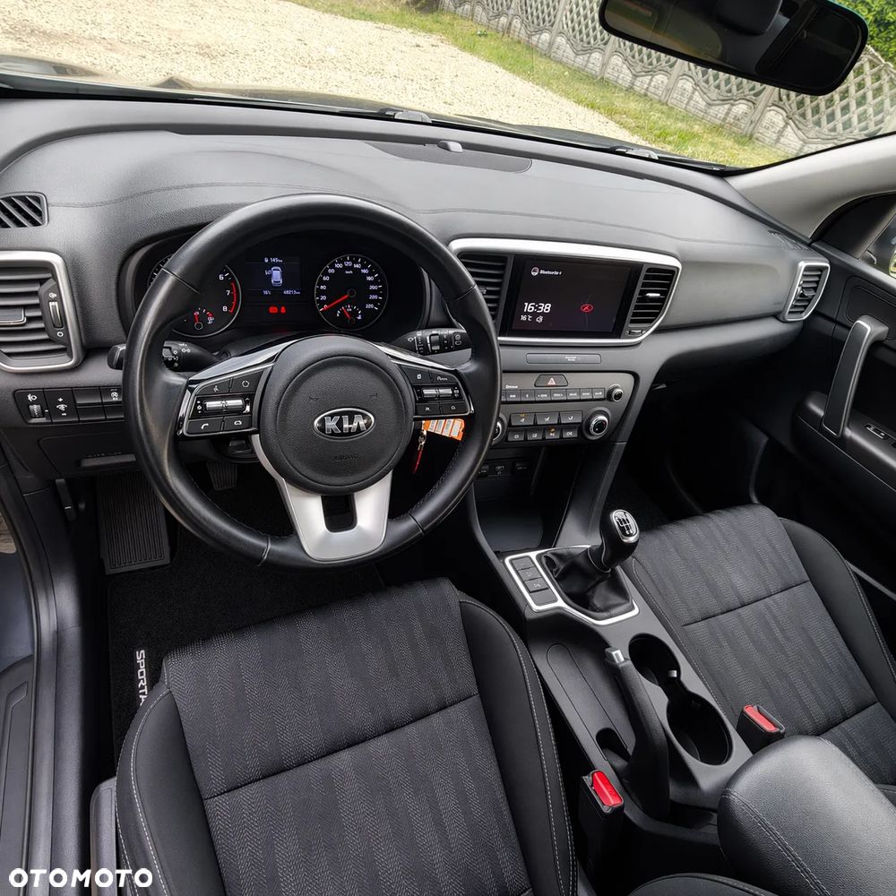 Kia Sportage 1.6 GDI 2WD ISG Dream-Team Edition - 28