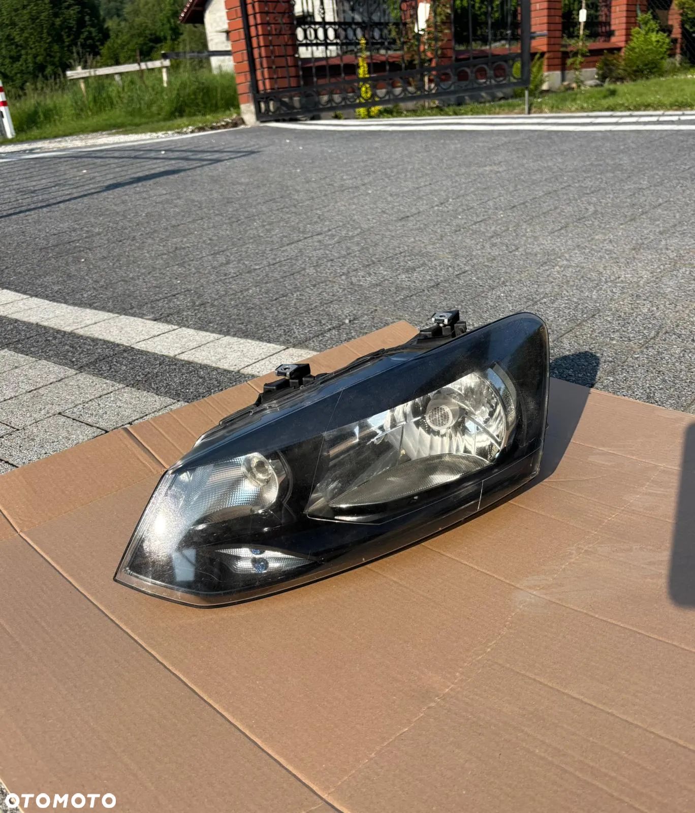 Lampa Reflektor VW POLO 08-13 6R LEWY PRZÓD Wersja EU - 1