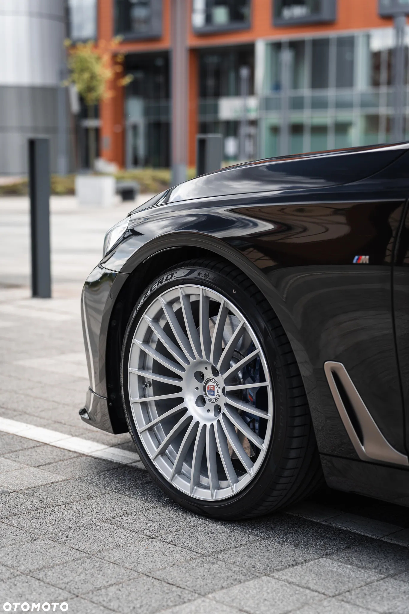 BMW Seria 7 M760Li xDrive - 8